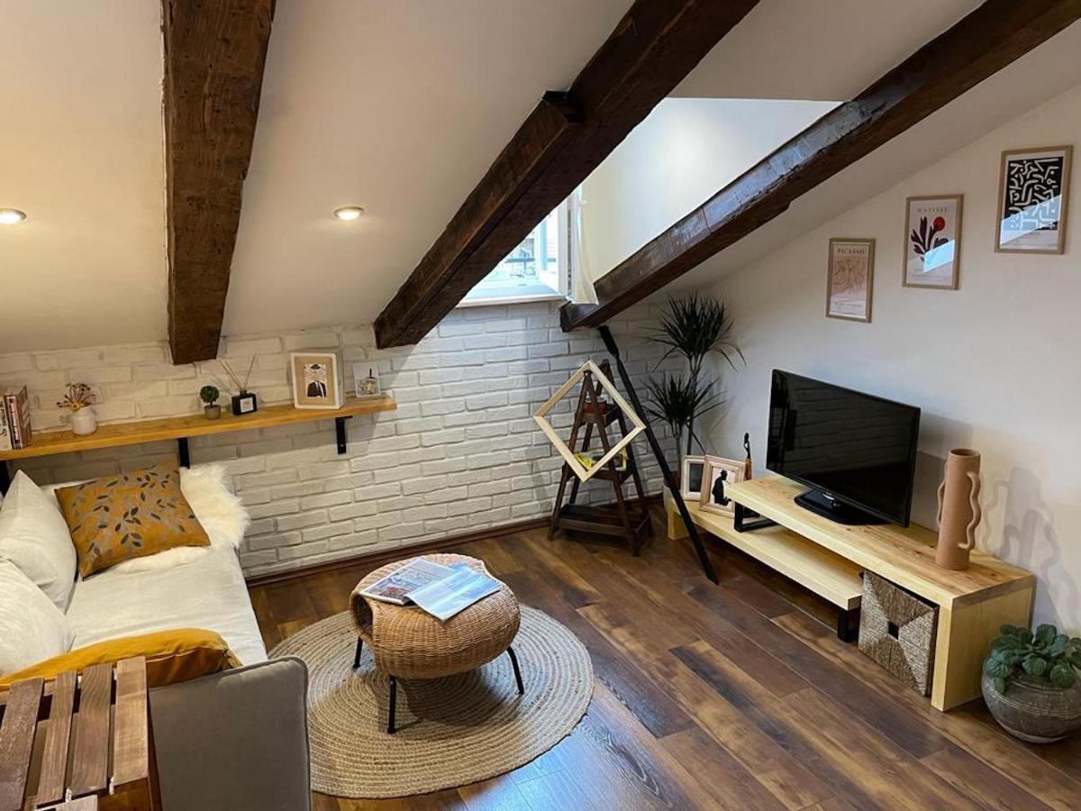 Condo In Town Centre Рієка Екстер'єр фото