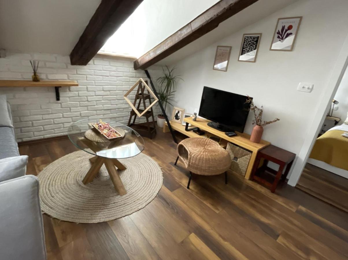 Condo In Town Centre Рієка Екстер'єр фото